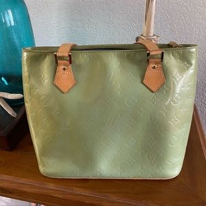 Louis Vuitton Vernis Houston